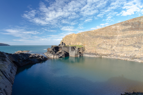 Blue-Lagoon-Abereiddy-Garn-Isaf